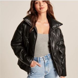 Abercrombie Oversized Vegan Leather Diamond Puffer XS NWT